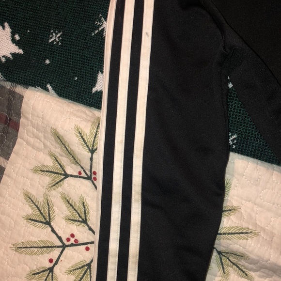 Sweater - Picture 2 of 3